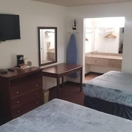 Hotel 2 Queen Beds Hotel Room 222 Wi-Fi Hot Tub Booking Stillwater Εξωτερικό φωτογραφία