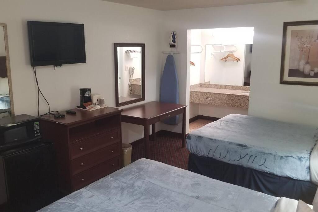 Hotel 2 Queen Beds Hotel Room 222 Wi-Fi Hot Tub Booking Stillwater Εξωτερικό φωτογραφία